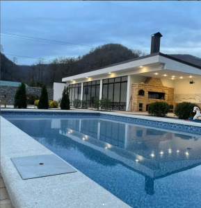 Screenshot from 2025-06-09 19-28-07