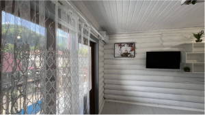 Screenshot from 2025-06-10 22-20-24