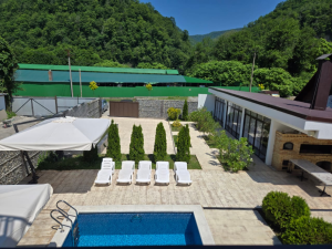 Screenshot from 2025-06-11 19-29-28