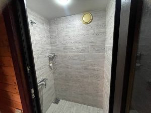 photo_5413357023485088780_y